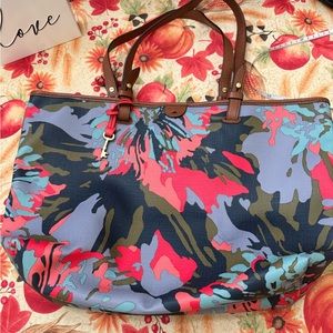 ✨Fossil tote bag✨